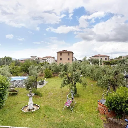 Casa Degli Zii Guido Tatil Evi *