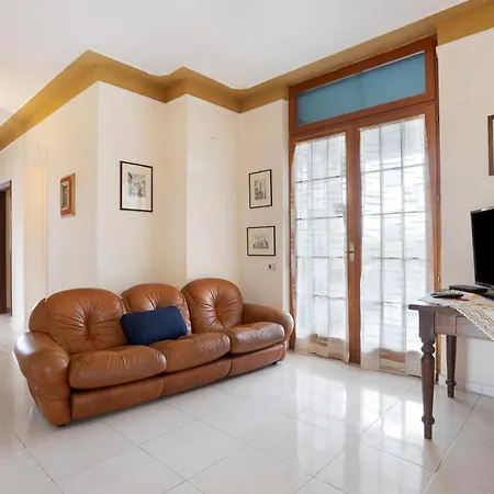 Casa Degli Zii Guido * Luni